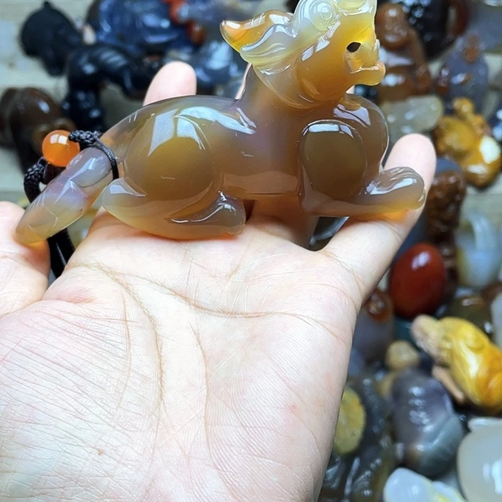 玛瑙/玉髓饰品未镶嵌j****g