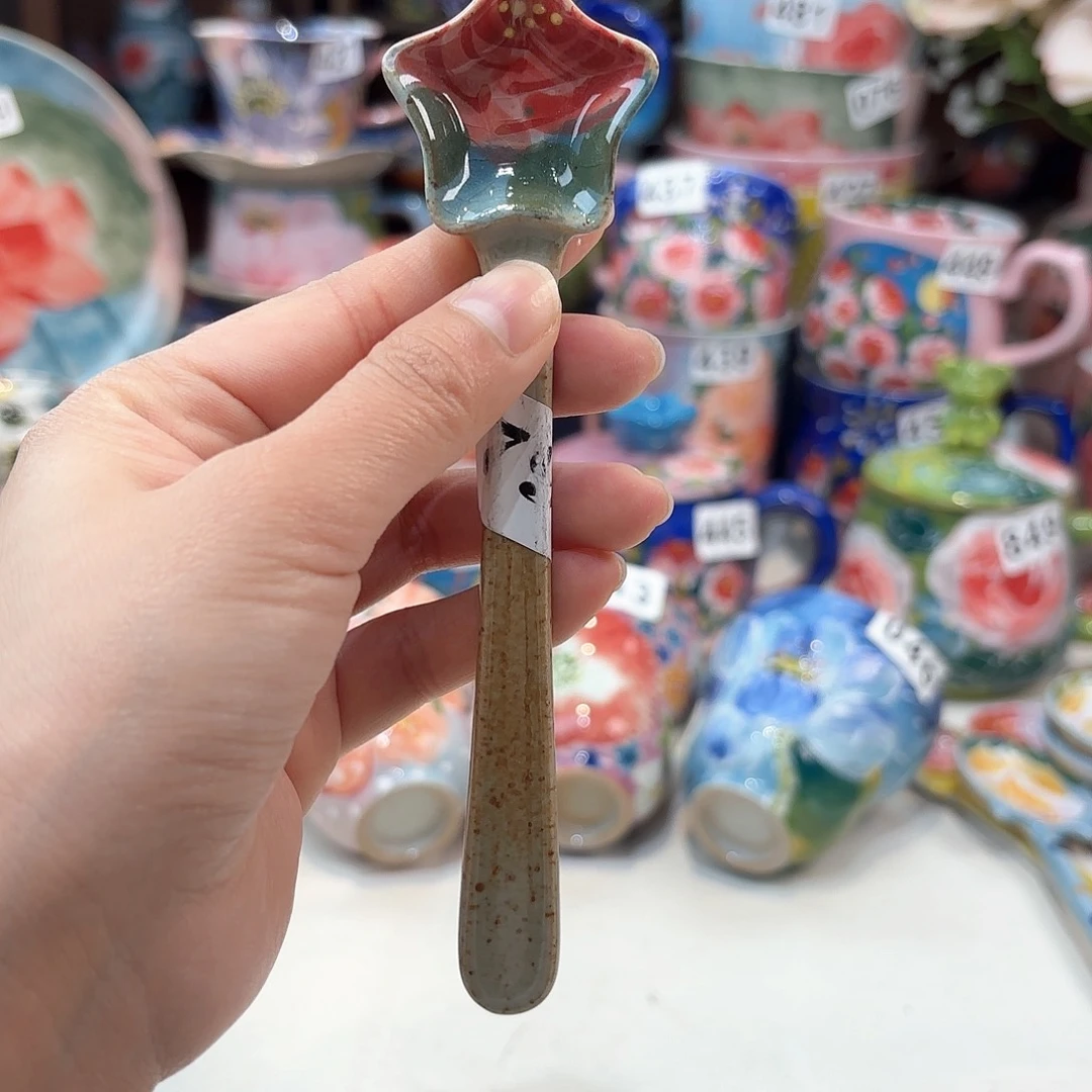 瓷片兔兔好漂亮a l l l l l l lv t