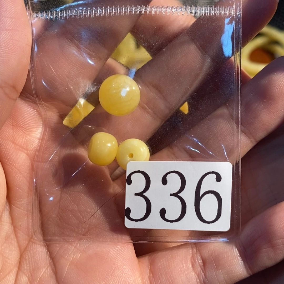 未镶嵌琥珀珠宝奇石336