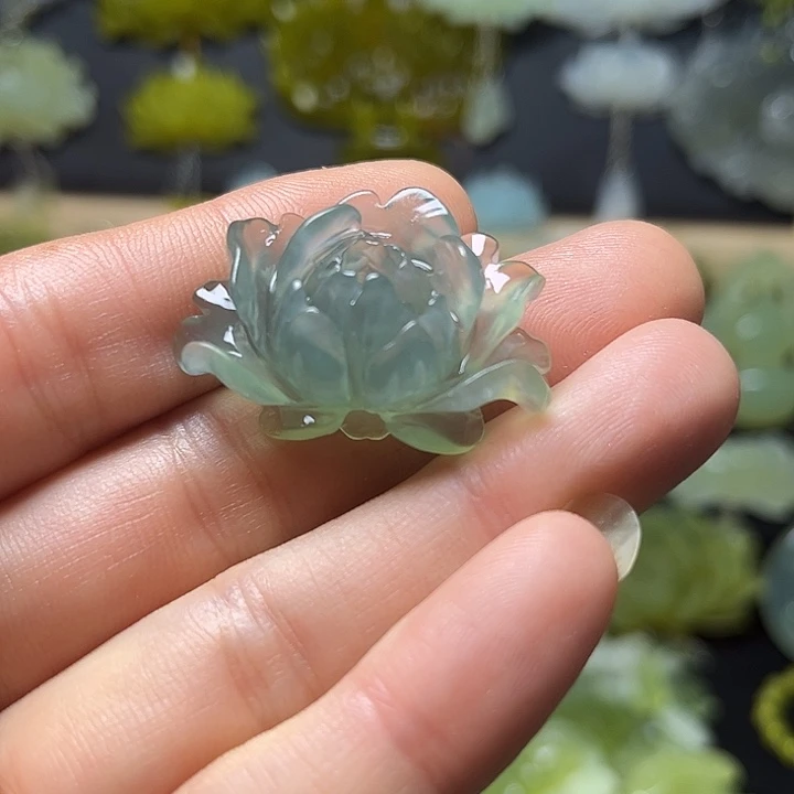 潮***太未镶嵌蛇纹石玉发饰