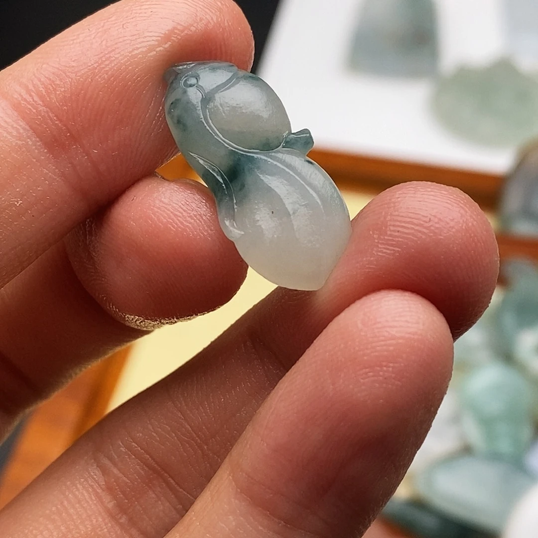 定制翡翠未镶嵌上***纸