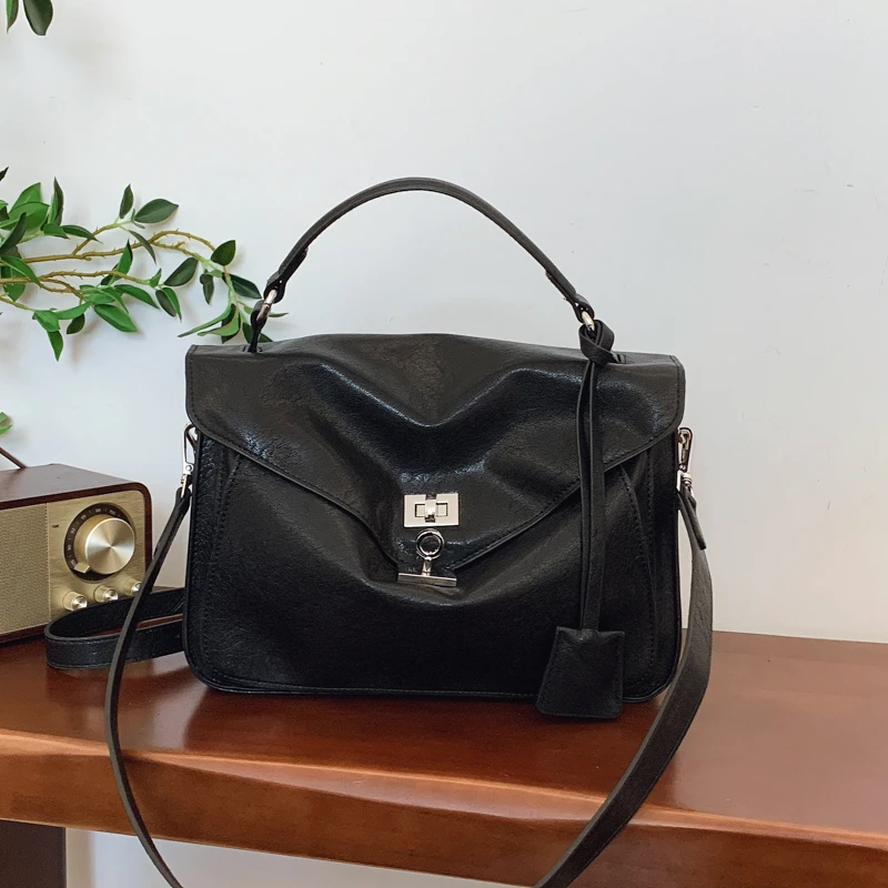 新款方形包秋冬色系氛围感女包单肩斜挎手提包时尚百搭 DZ 19146