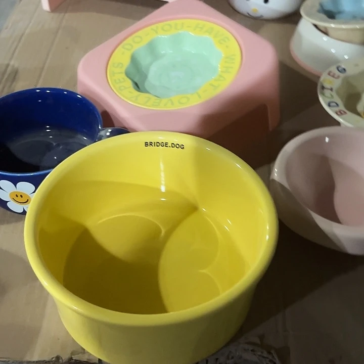 陶瓷黄色BD大水缸