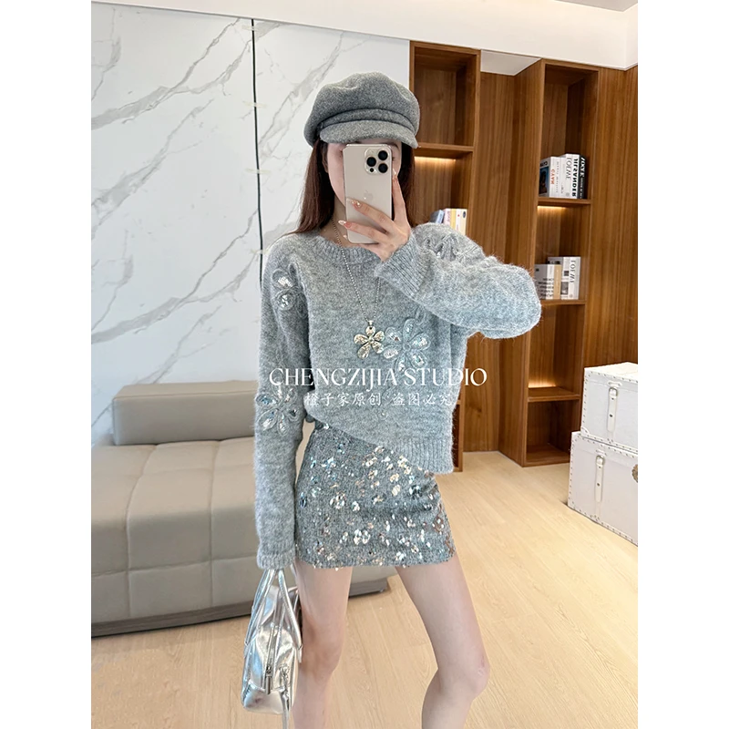 【裴诗婷】MY00052圆领花朵套头毛衣