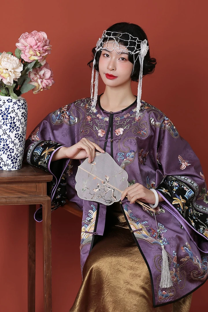 卿思韵 · 新国风09号香云纱重工刺绣外套242013