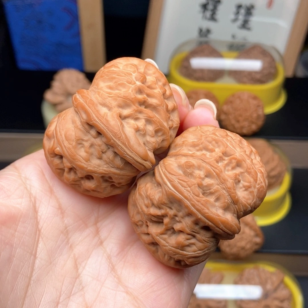 吊坠文玩核桃47元宝