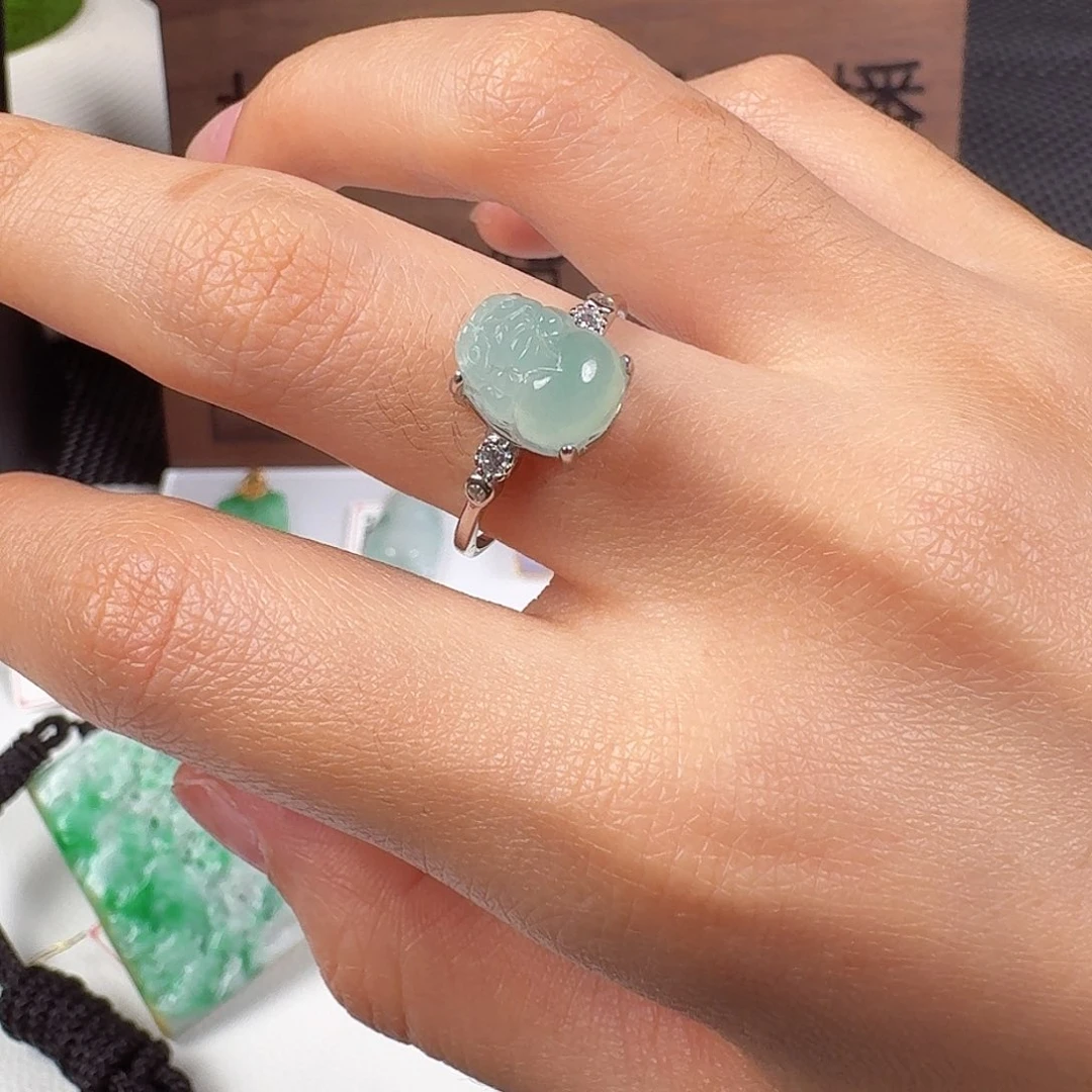 翡翠银S925镶嵌颈饰