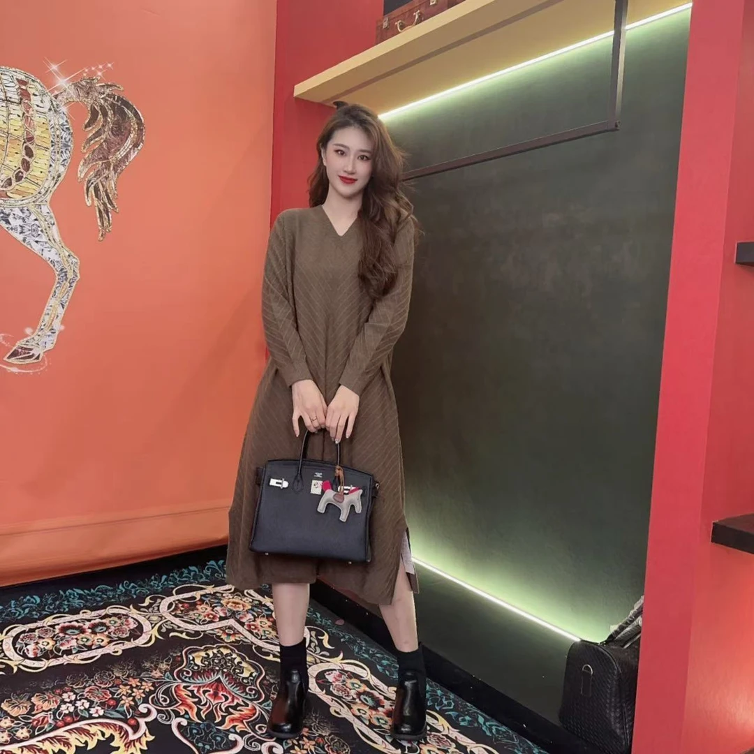 638多金大码气质减龄长款A字裙子秋冬季女装设计感连衣裙女