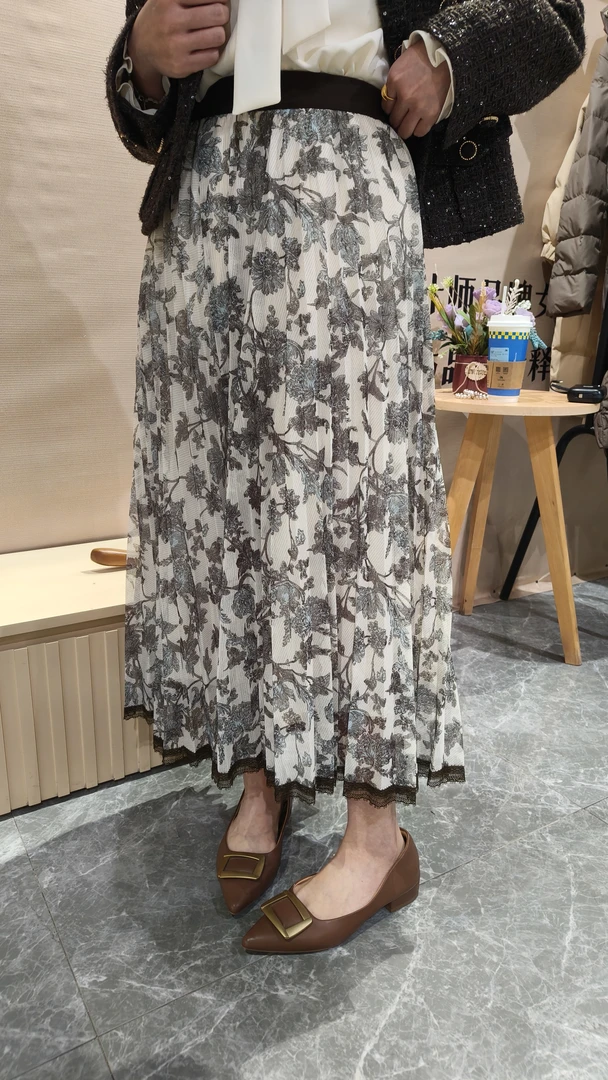 咖色非洲菊纱纱半裙