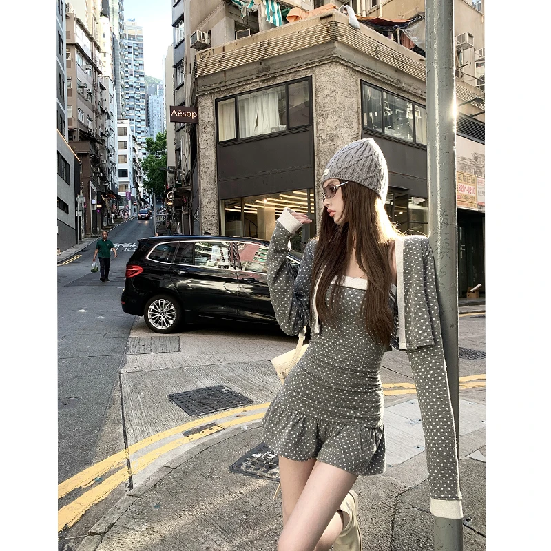 2025秋季新款设计感辣妹风翻领波点拼接抹胸连衣裙&开衫外套套装