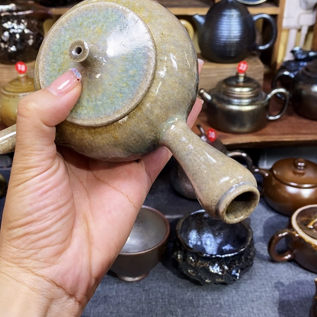 青***家云南建水柴烧白泥侧把壶