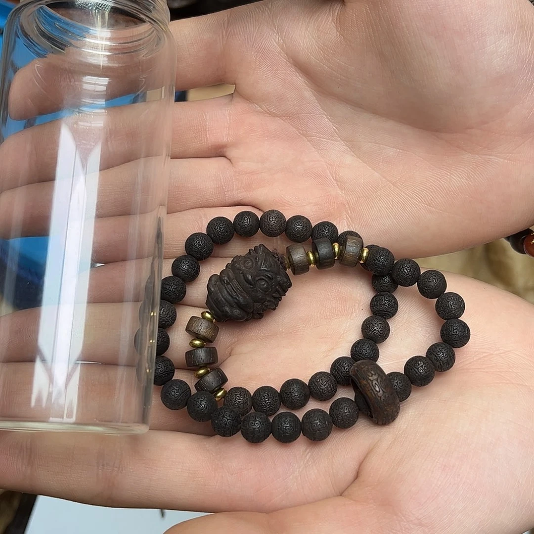 大叶紫檀（黑酸枝木类）