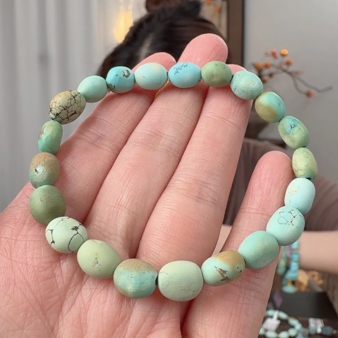 绿松石未镶嵌珠宝奇石