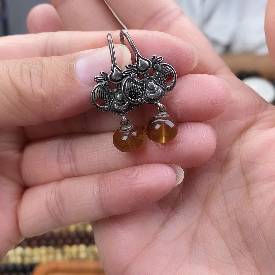 琥珀未镶嵌裸石琥珀