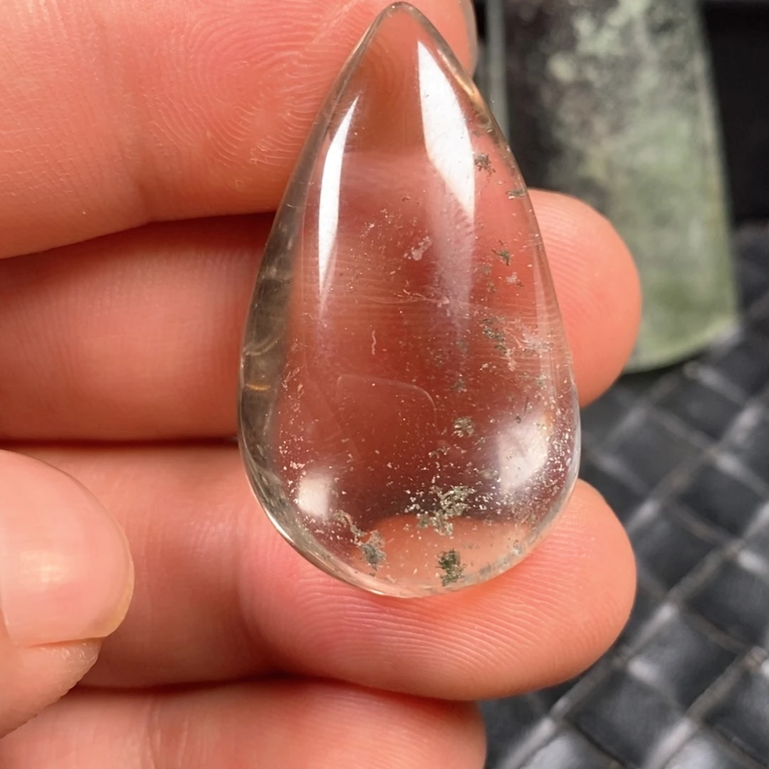未镶嵌颈饰水晶水晶