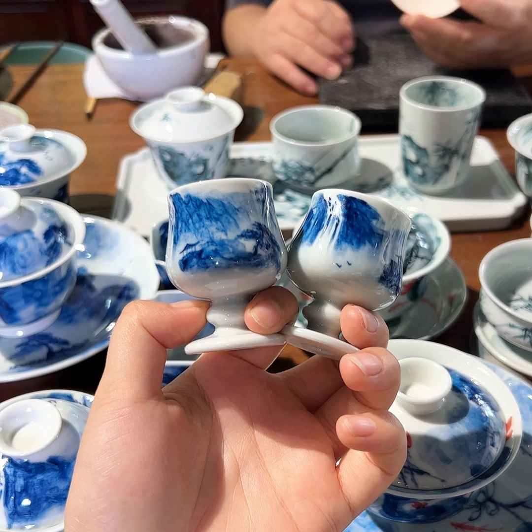 _***_青花手绘山水酒杯