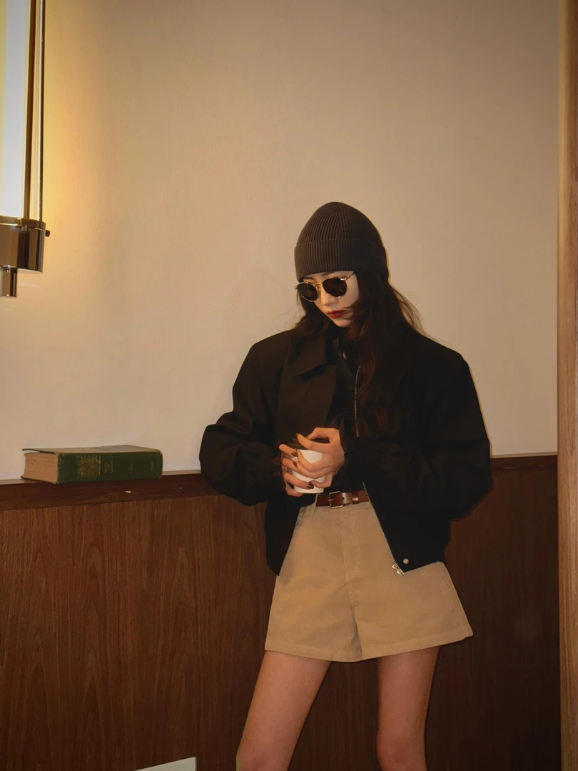 2025春季新款美式立领黑色夹克外套女复古宽松上衣百搭休闲短裤