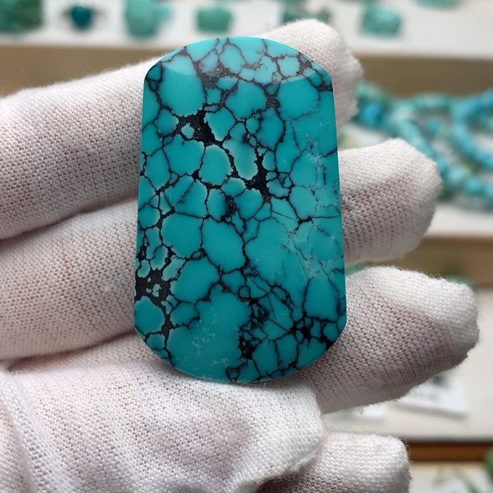 绿松石未镶嵌珠宝奇石808矿玉化蓝绿无事牌26.2*42.1mm