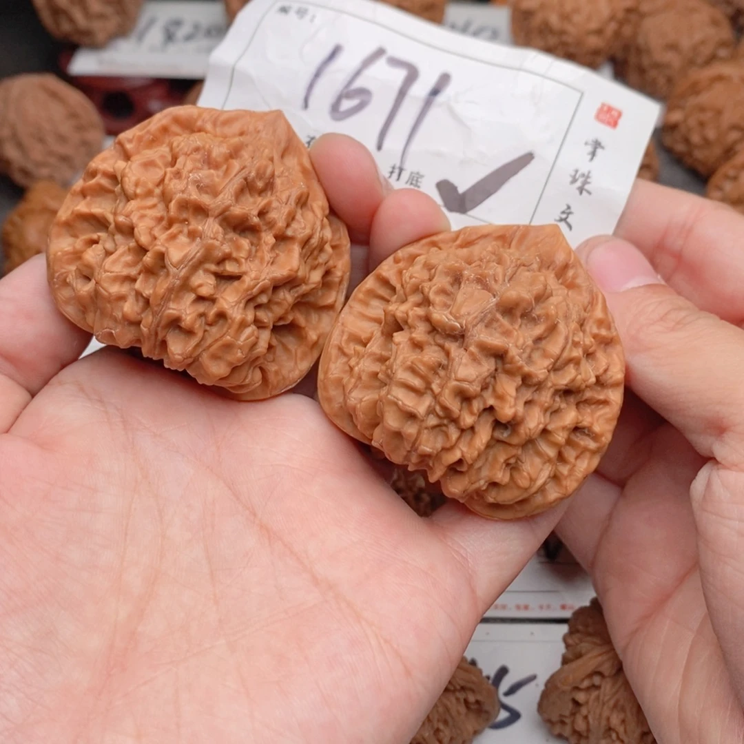 吊坠文玩核桃48官帽1671