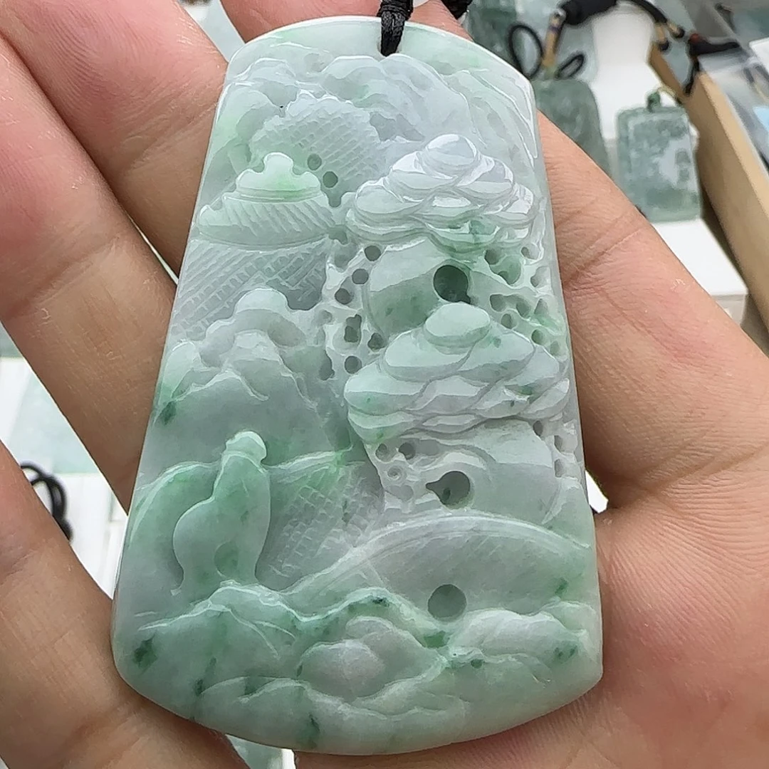 翡翠未镶嵌颈饰翡翠