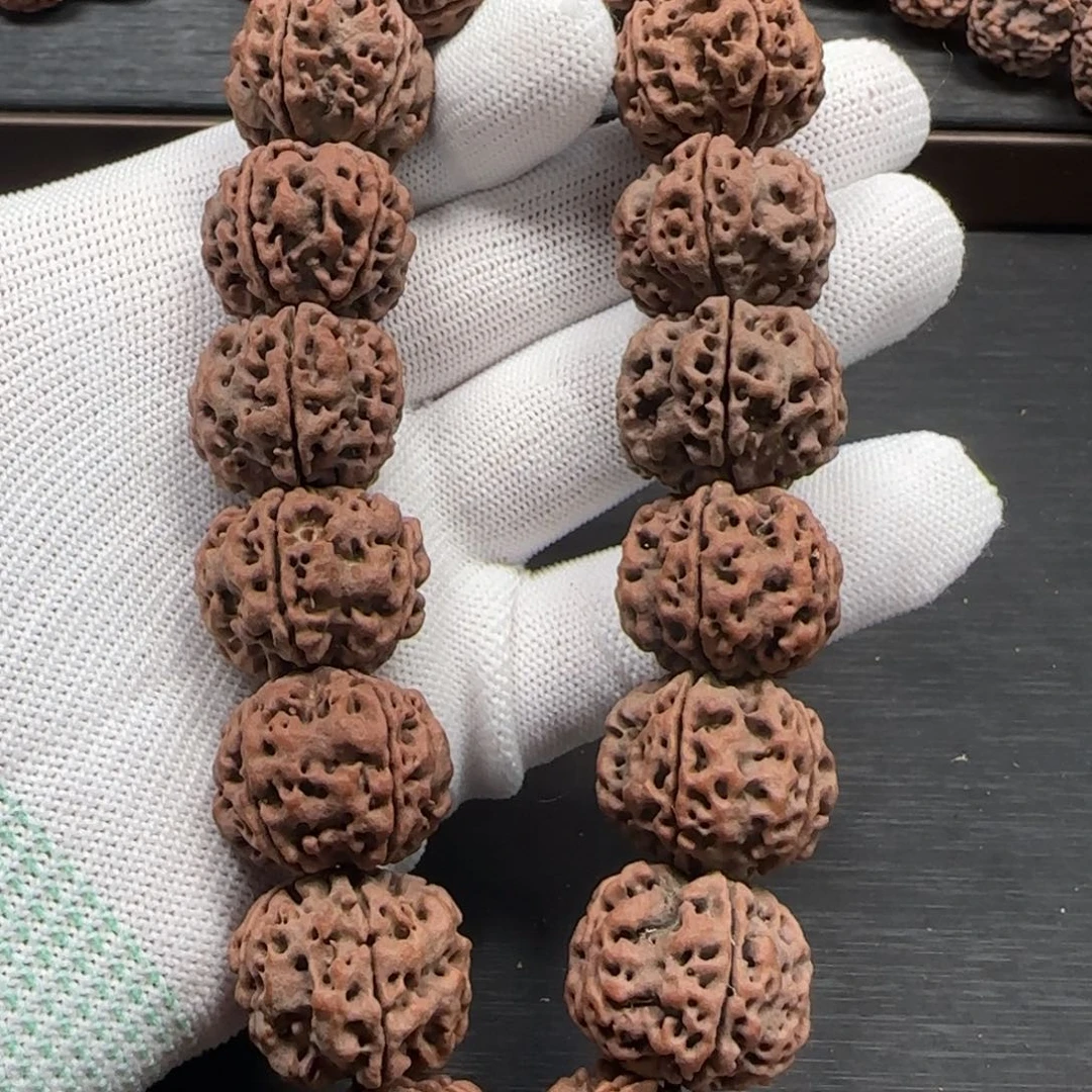 金刚菩提手串23+mm豆腐块梅花