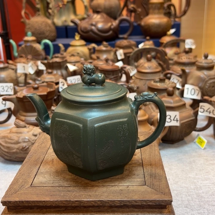 紫砂壶等艺术精品