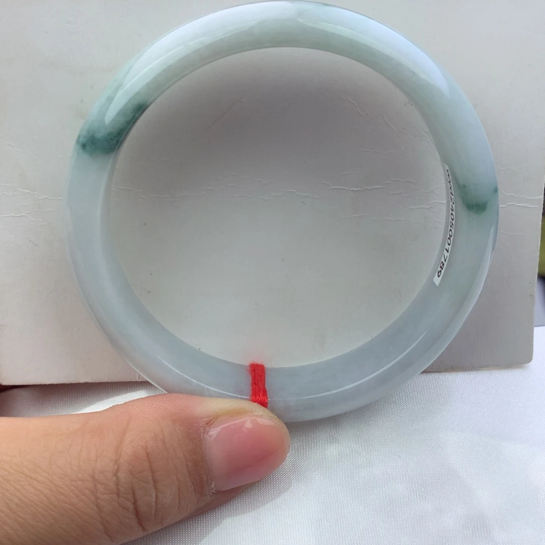 未镶嵌手镯翡翠纯天然