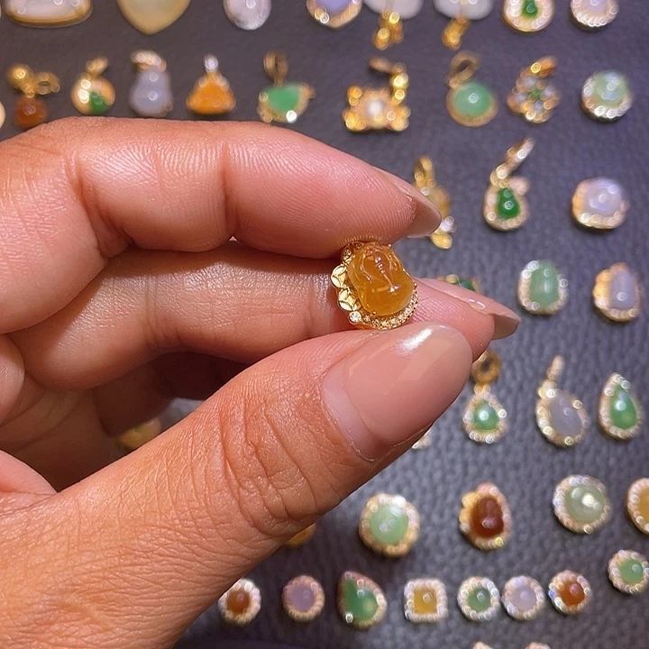 翡翠银S925镶嵌颈饰