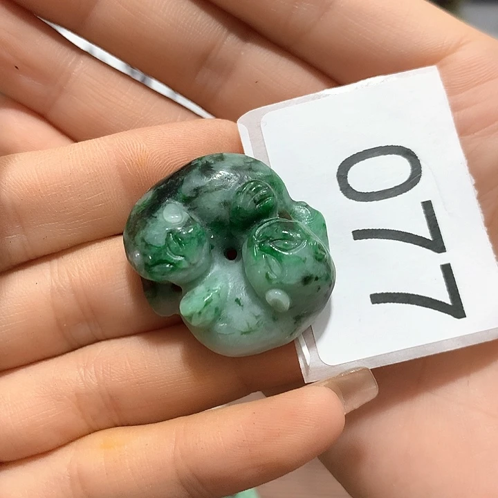 翡翠颈饰未镶嵌$*翡翠吊坠