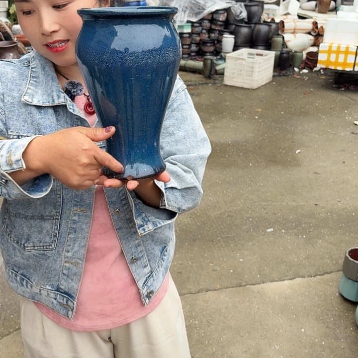 口14高26瑕疵一个盆子。