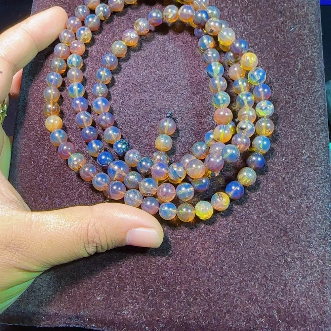 琥珀未镶嵌裸石琥珀