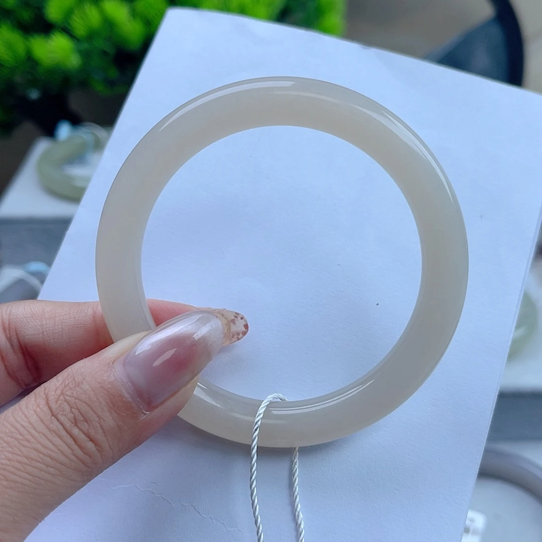 和田玉手镯未镶嵌55