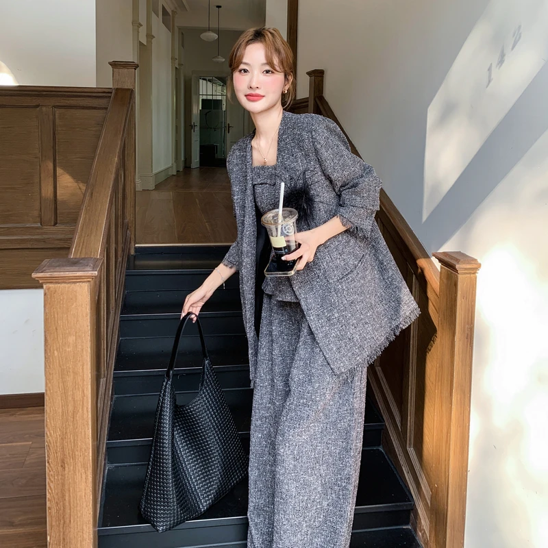 灰色韩系老钱小香风套装2025新款女秋巨好看爆款高级感休闲两件套