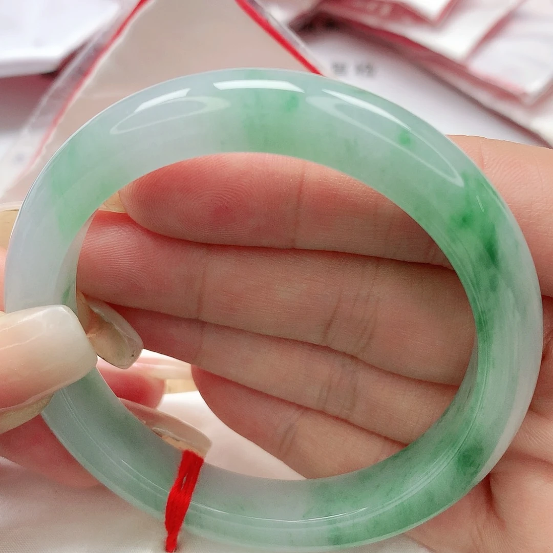 【闪购商品】翡翠手镯未镶嵌缅甸天然A货翡翠