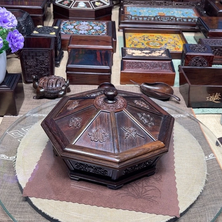 紫檀木类成套家具