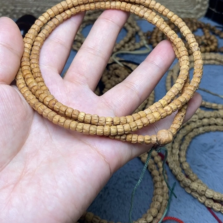 【闪购商品】吊坠柏香籽/百香籽