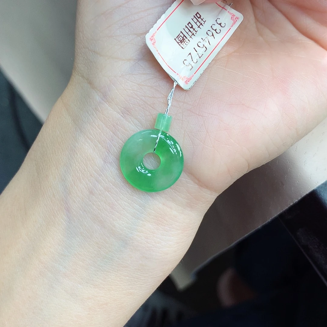 未镶嵌戒指翡翠甜甜圈