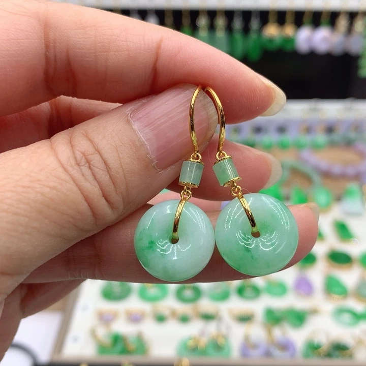 翡翠18K金镶嵌耳饰