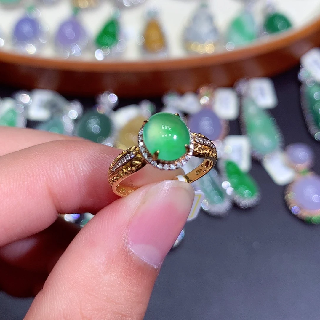 翡翠吊坠(不含链)18K金镶嵌