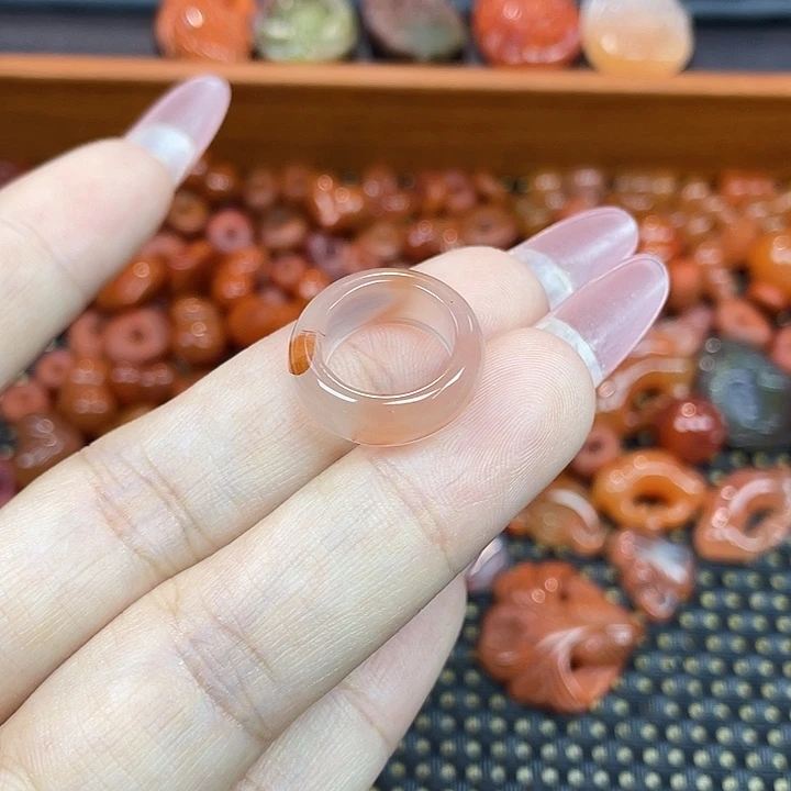 南红玛瑙未镶嵌颈饰跑环