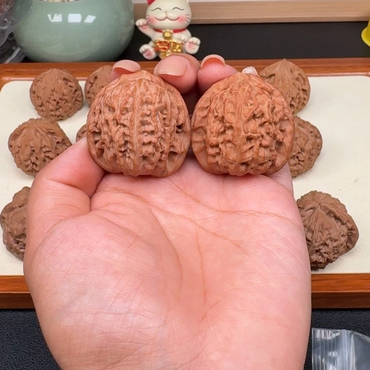把件文玩核桃全品三角白36