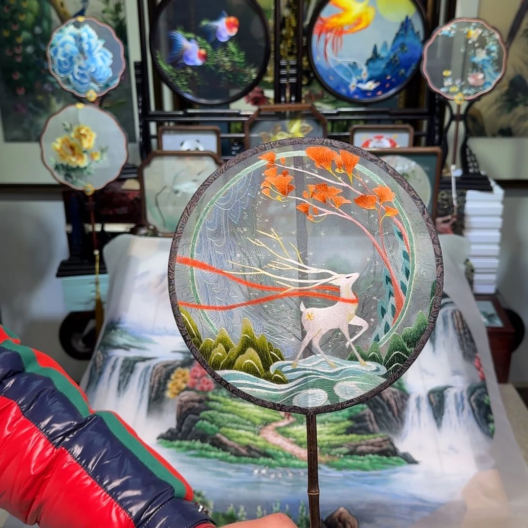 刺绣刺绣工艺精湛