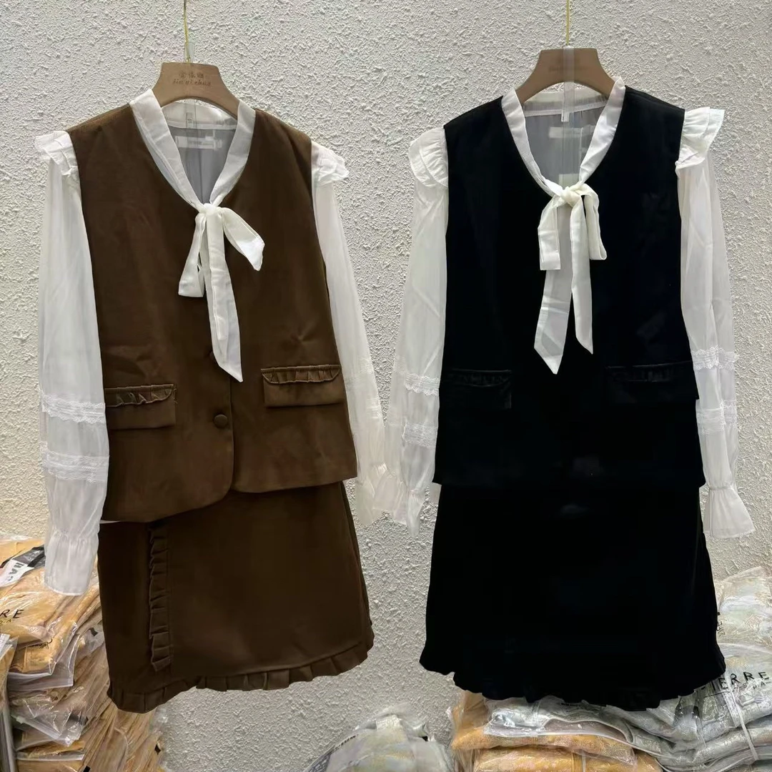 8089-2025年秋季新款时尚洋气显瘦马甲+小衫+半身裙三件套