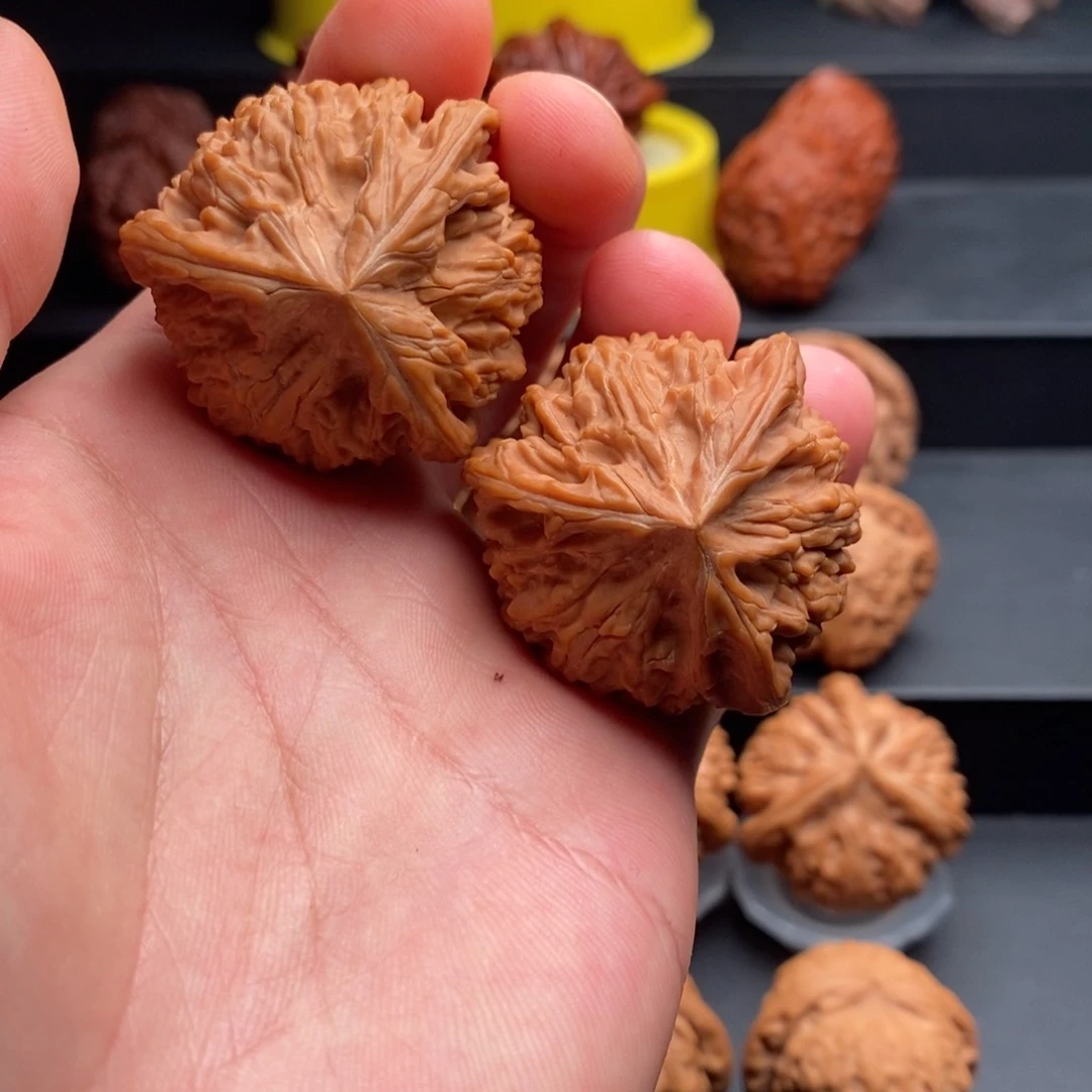 把件文玩核桃御龙球奔39