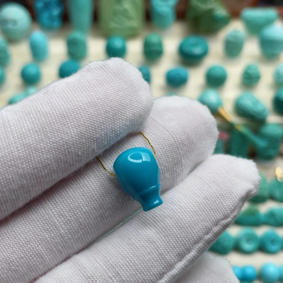 未镶嵌绿松石珠宝奇石