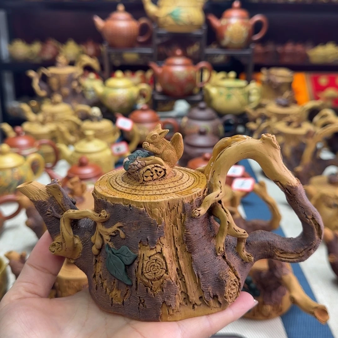 茶壶段泥树桩松鼠