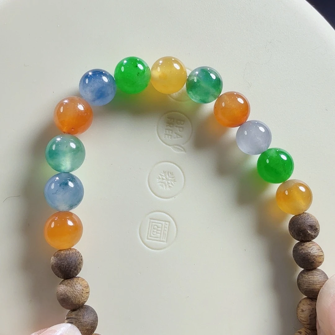 翡翠未镶嵌颈饰多宝