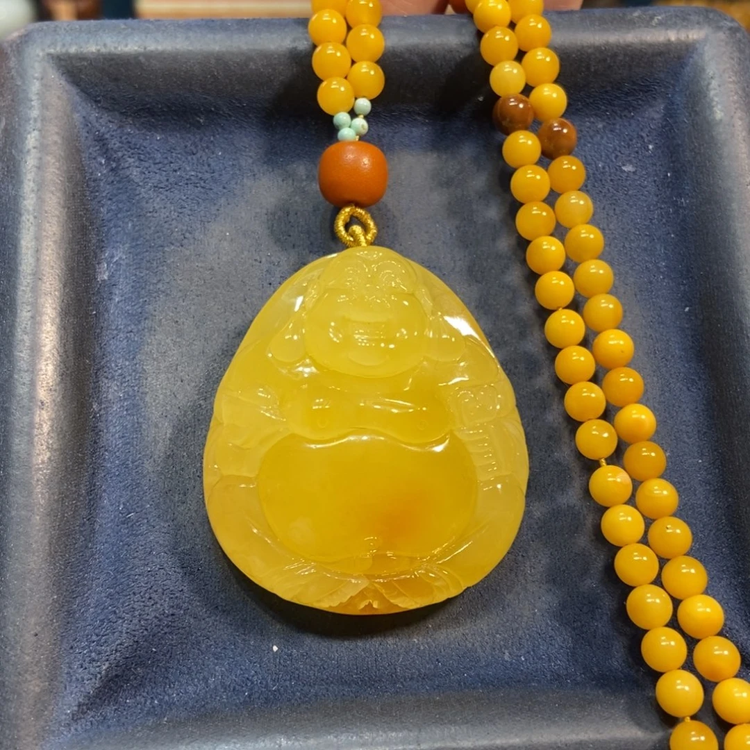 琥珀未镶嵌颈饰蜜蜡
