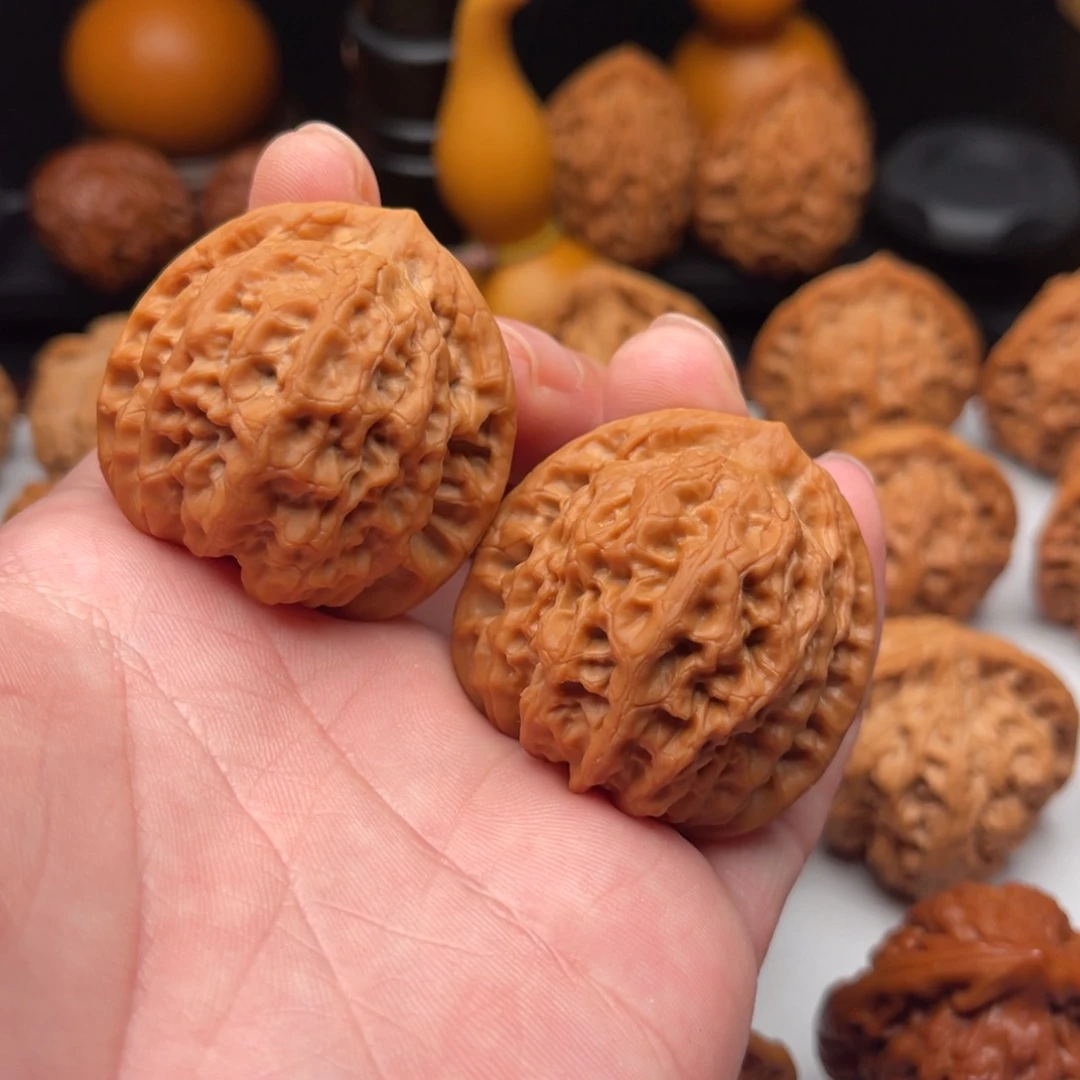 阿***傅吊坠文玩核桃佛肚