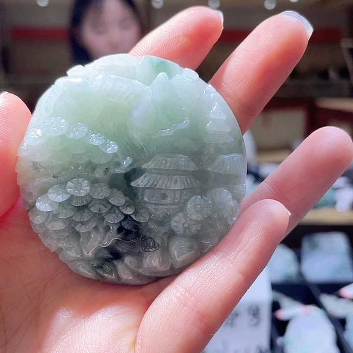 翡翠颈饰未镶嵌一个